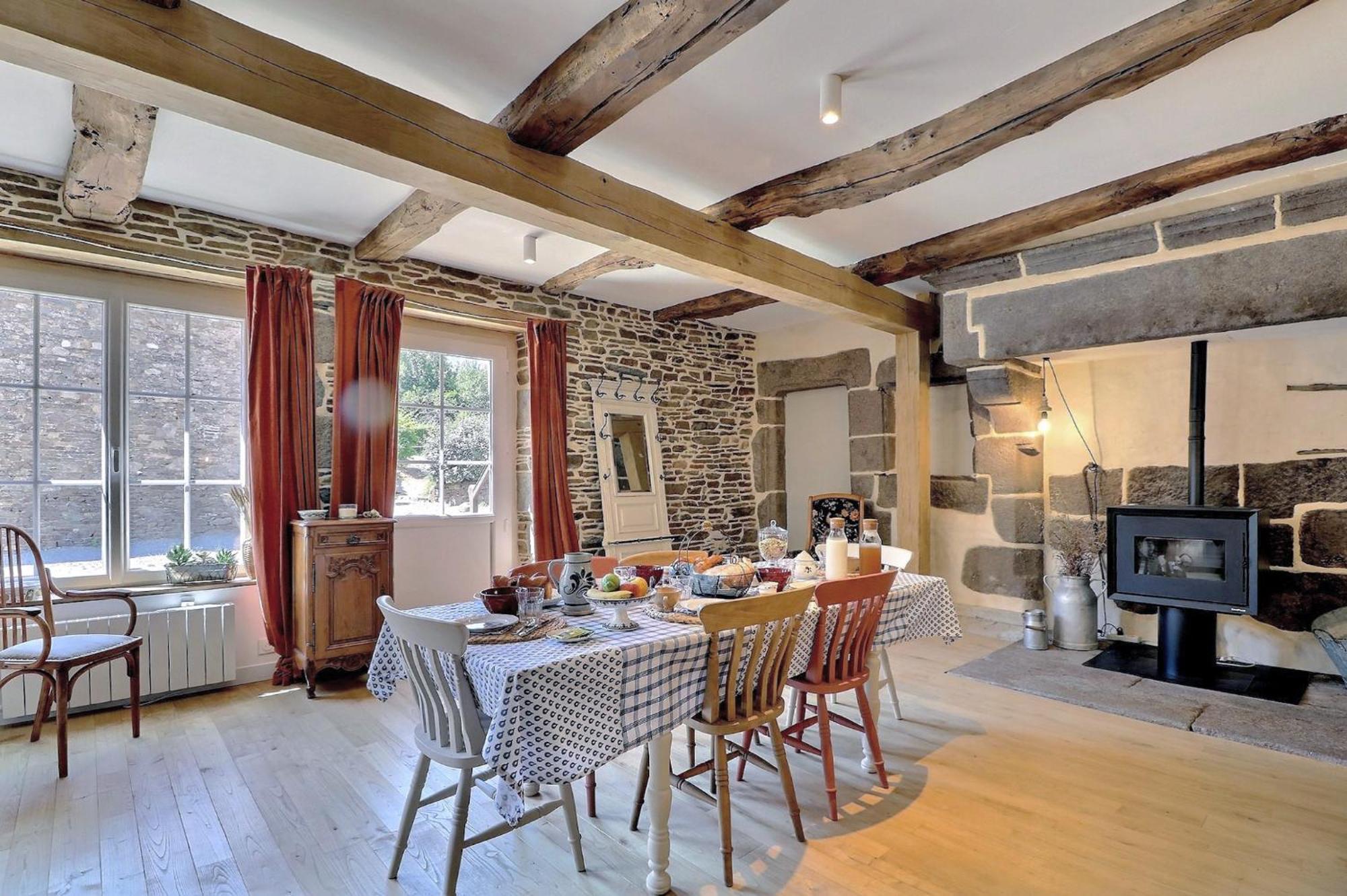 Agritourisme Abae Bed & Breakfast Sougéal Екстериор снимка